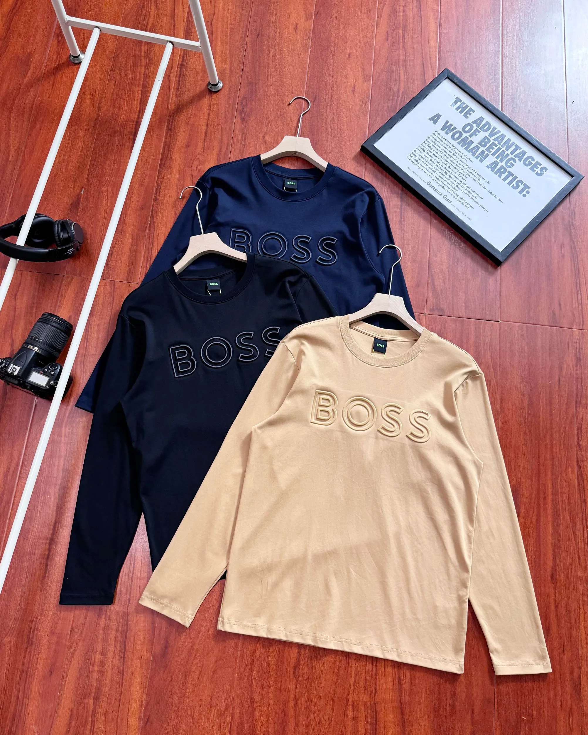BOSS Long-sleeved T-shirt category image