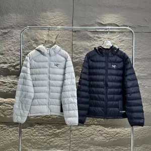 Super Clone Archaeopteryx Outerwear Red Down Nylon Fabric Simple Design Winter Embroidery Zippered Pocket