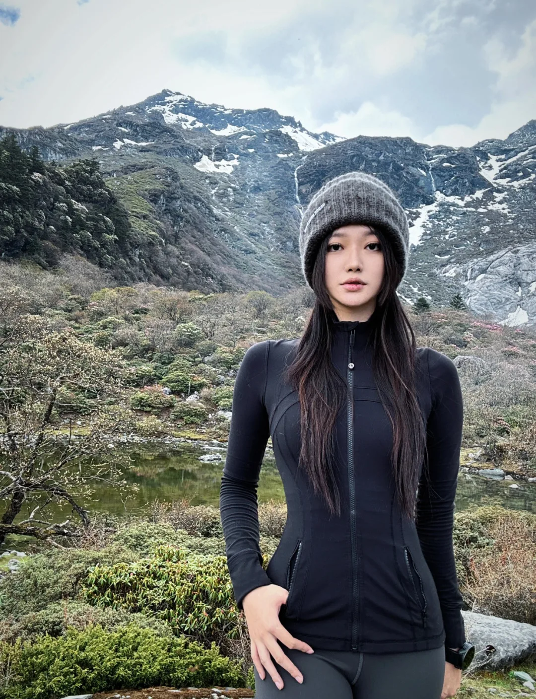 Lululemon coat category image