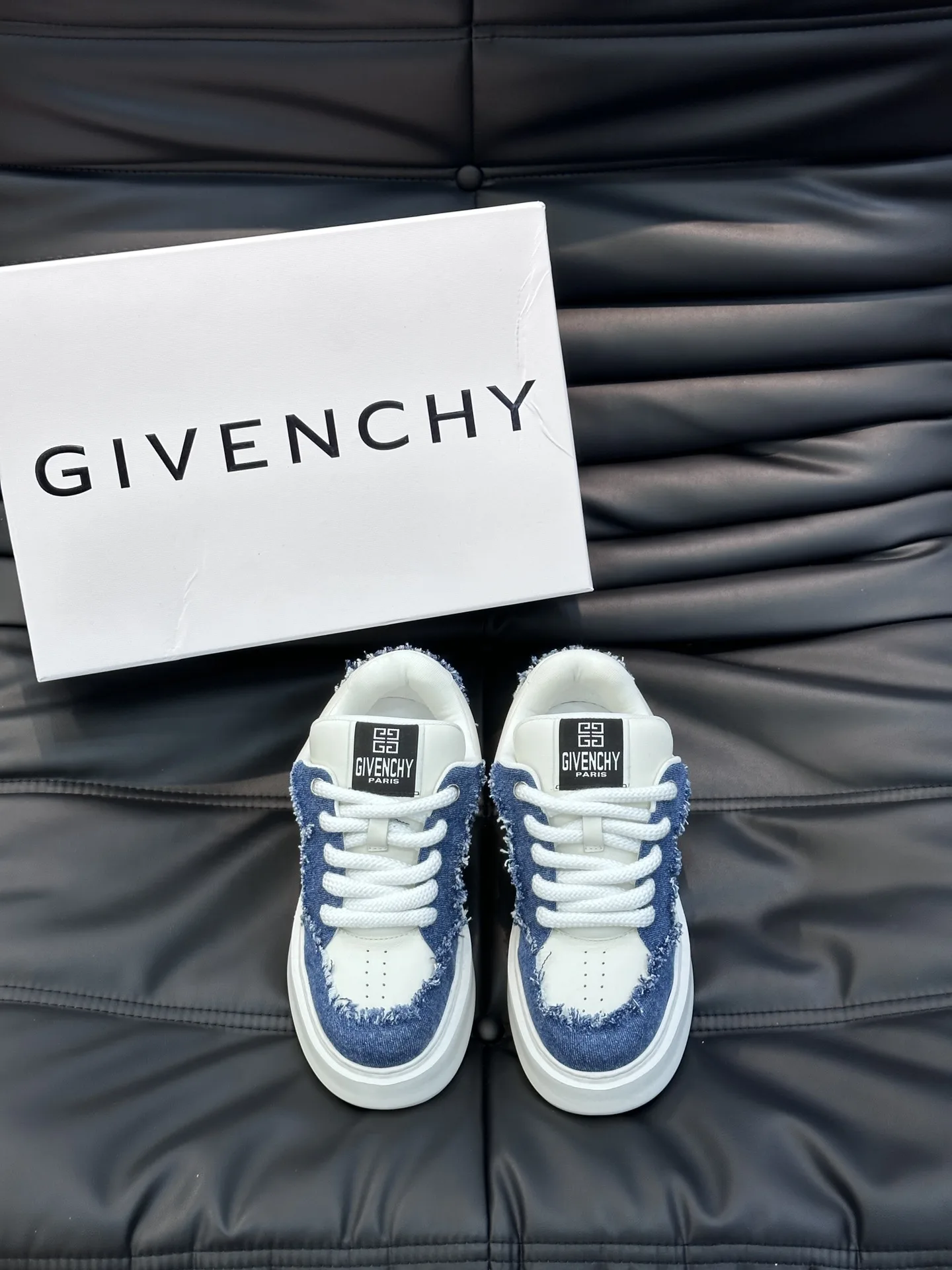 Givenchy Casual shoes category image