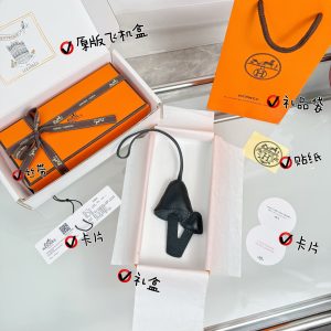 Hermès Keychains category image