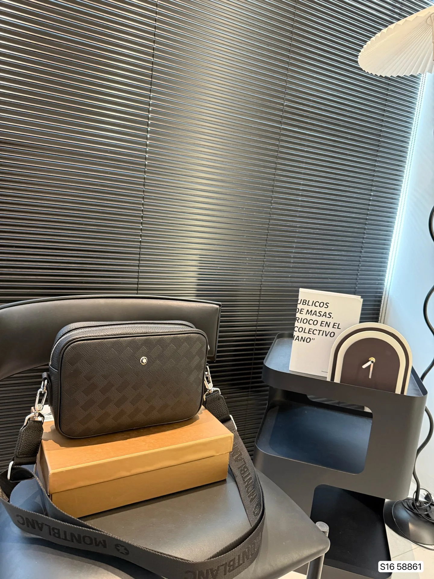 Montblanc Camera bag category image