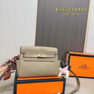 Hermès Messenger bag category image