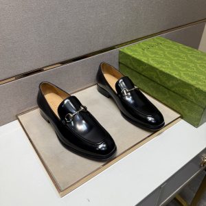 Gucci leather shoes category image