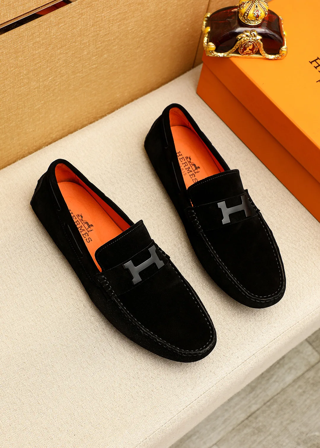 Hermès leather shoes category image