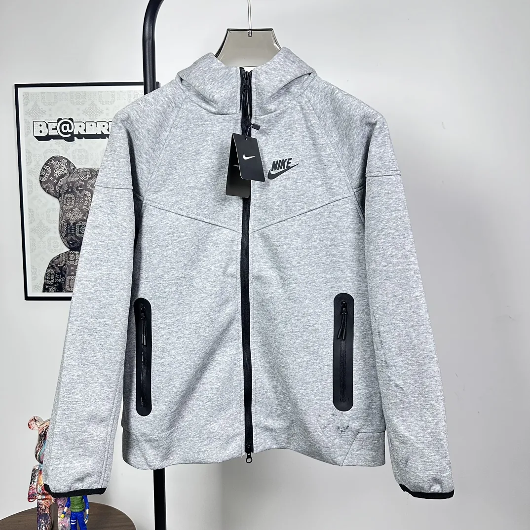 Nike Outerwear category image