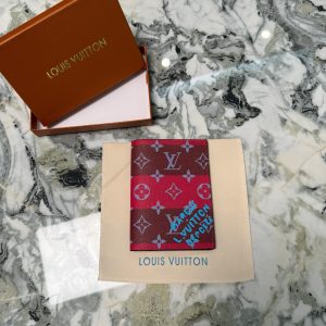 Louis Vuitton Wallet category image