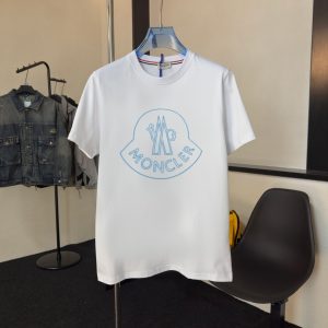 Moncler Short-sleeved T-shirt category image